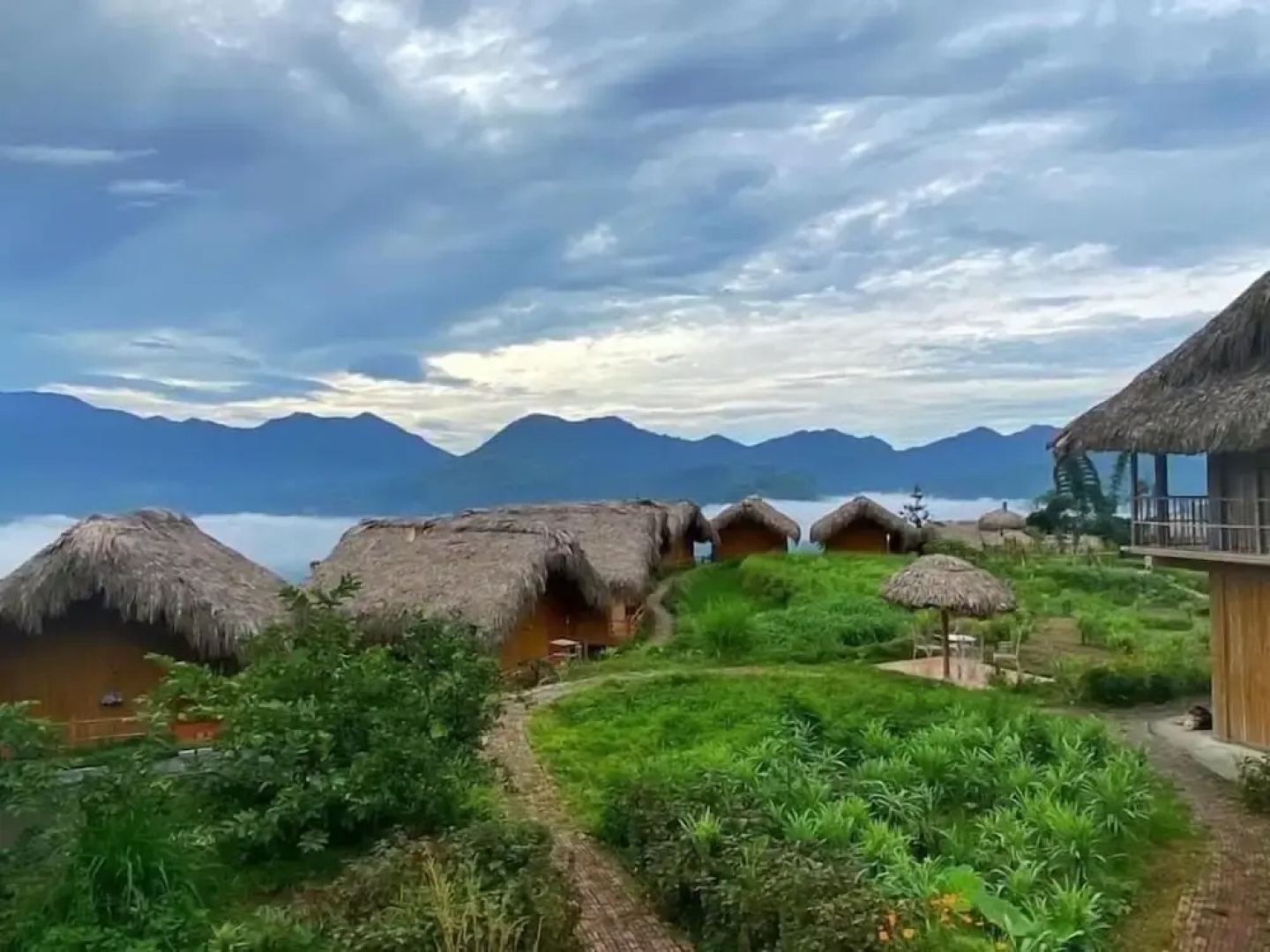 Hoang Su Phi Lodge