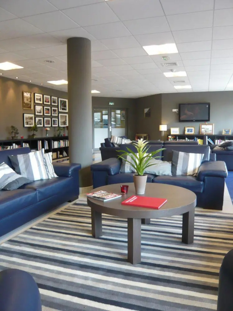 Villa Bellagio Apartments