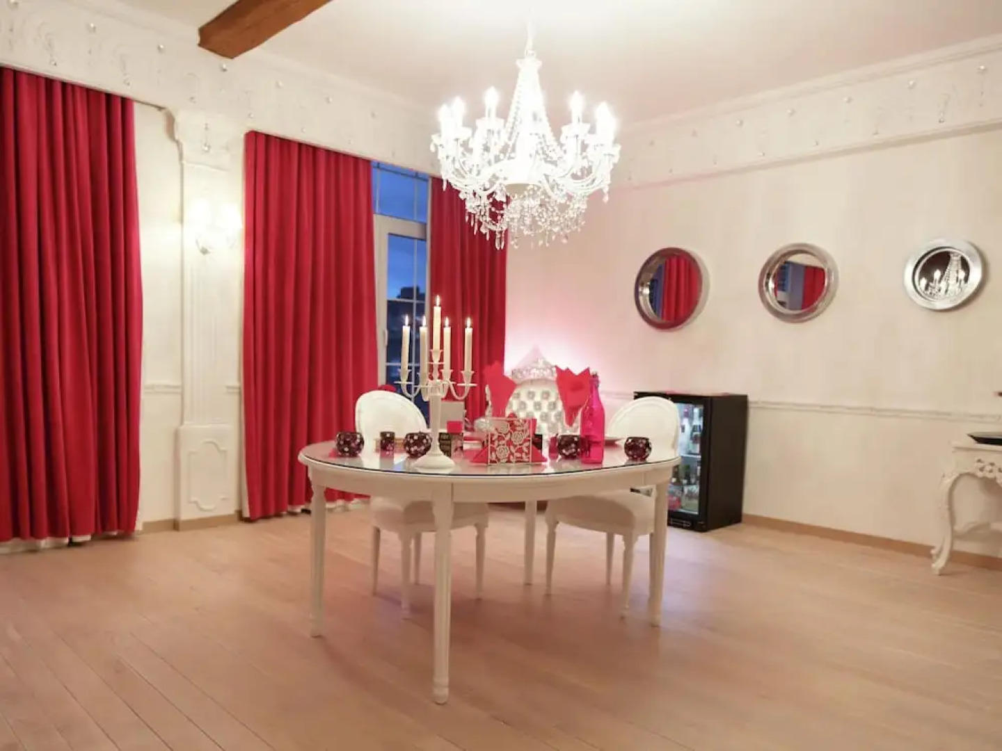 Lush Apartment with Sauna, Hot Tub, Mountain Views in Ensival