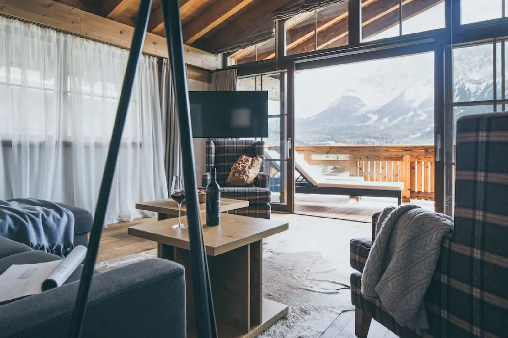 Apart-Hotel PURE Lermoos