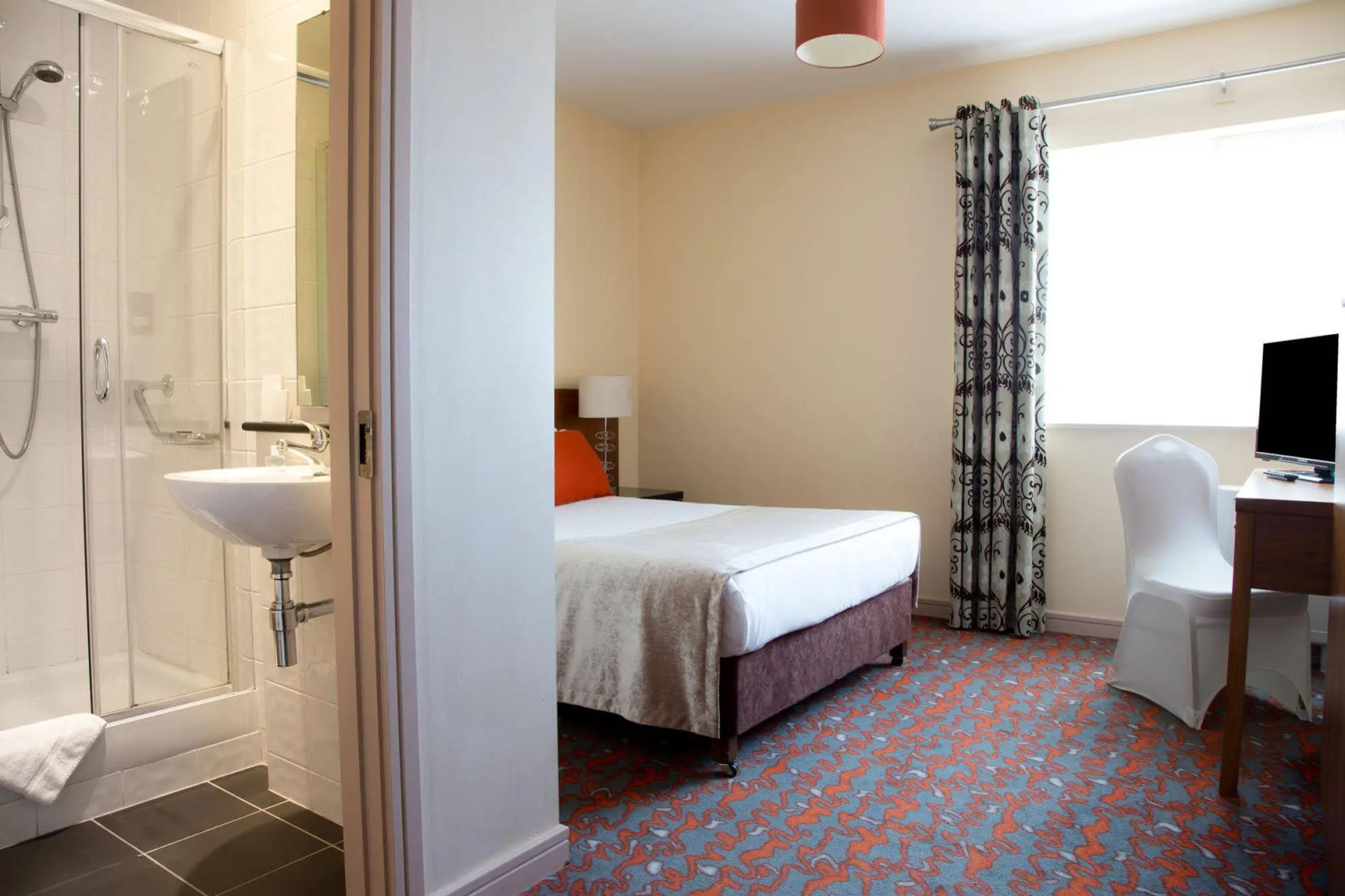 City Suite Apartments