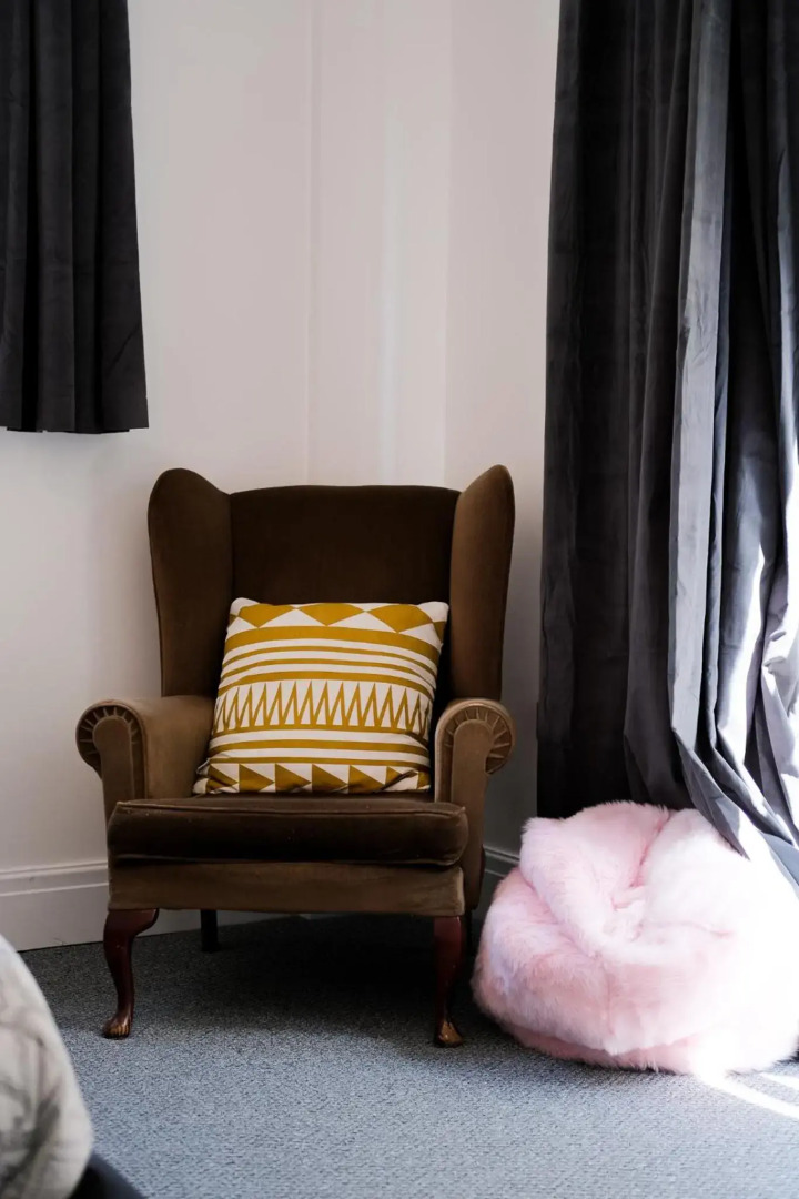 The Eden Warehouse - Pink Apartment (sleeps 4)