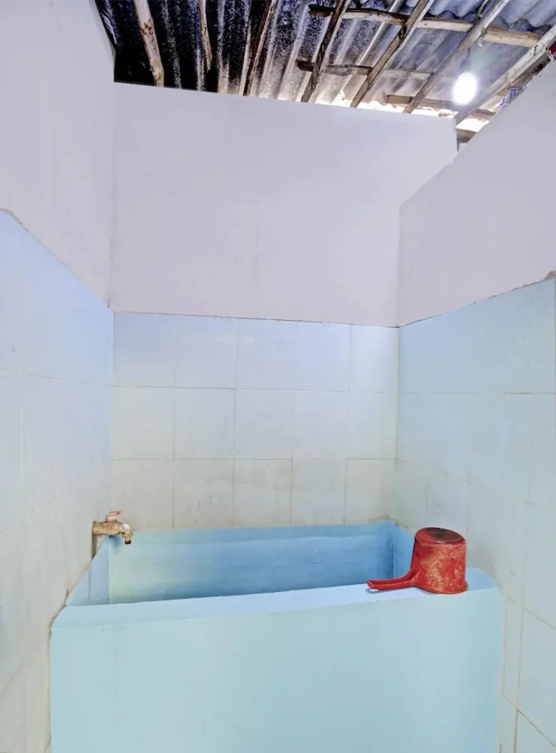 OYO Life 92921 Omaya Kost Syariah