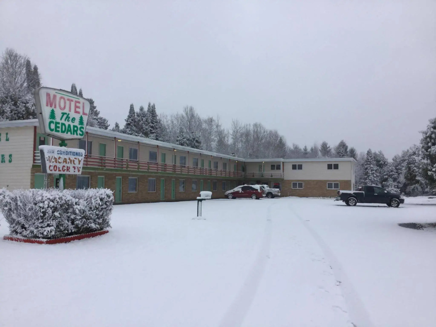 Cedars Motel