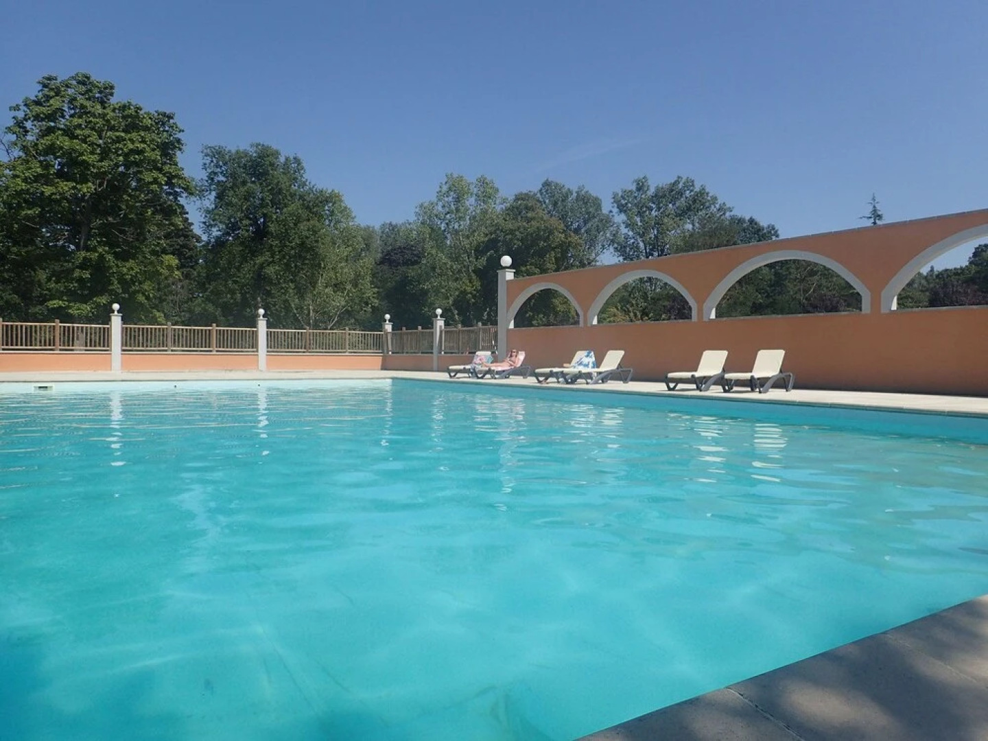 Camping Domaine de Senaud - Les Chalets