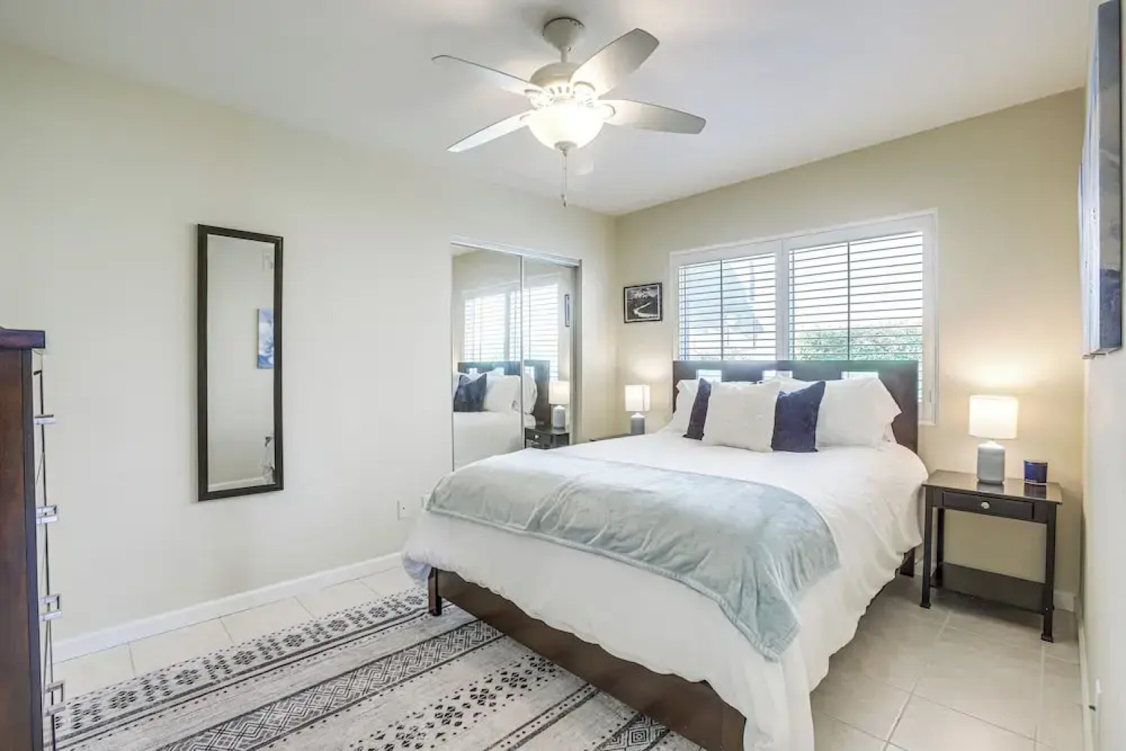 Games, Grill & Golf Course View: Palm Desert Gem!