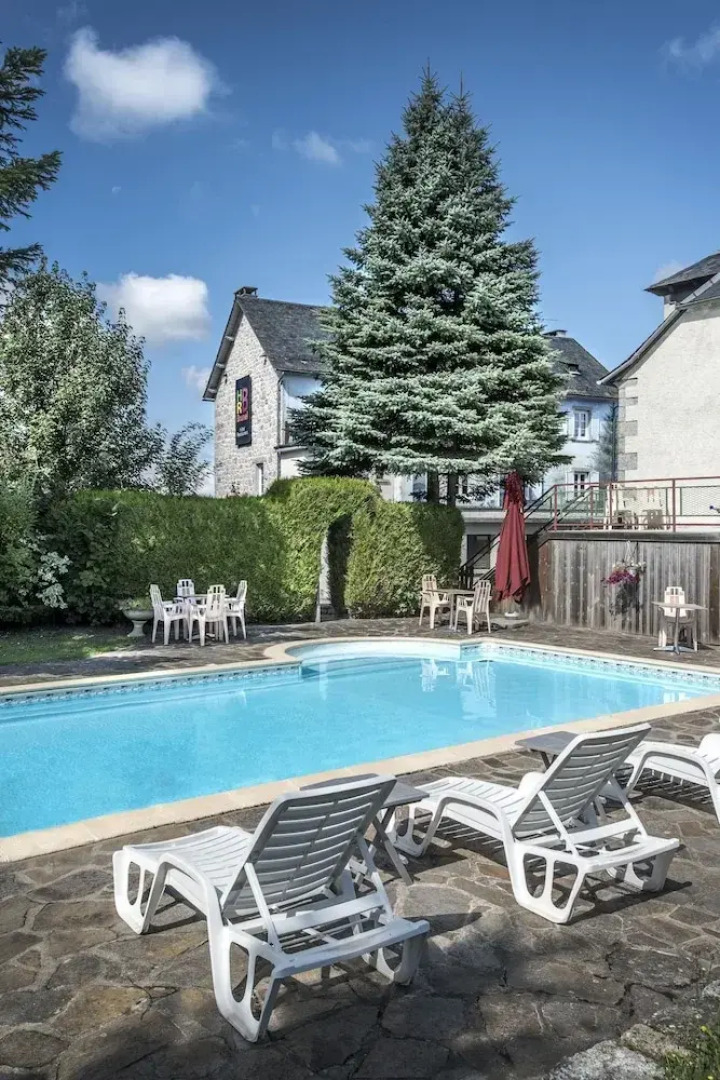 Logis De France Le Rocher Blanc