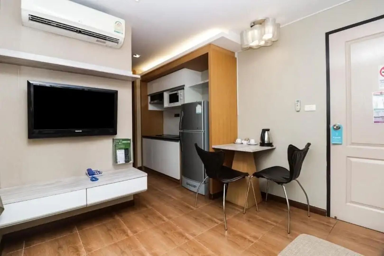 Greenview Ekkamai 10