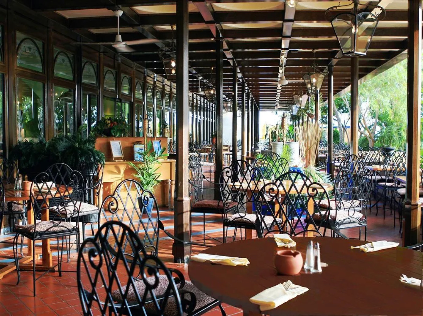 The Plaza Hotel Curacao and Casino