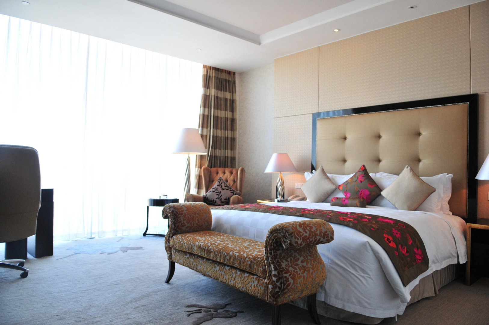 Intercontinental Dalian by IHG