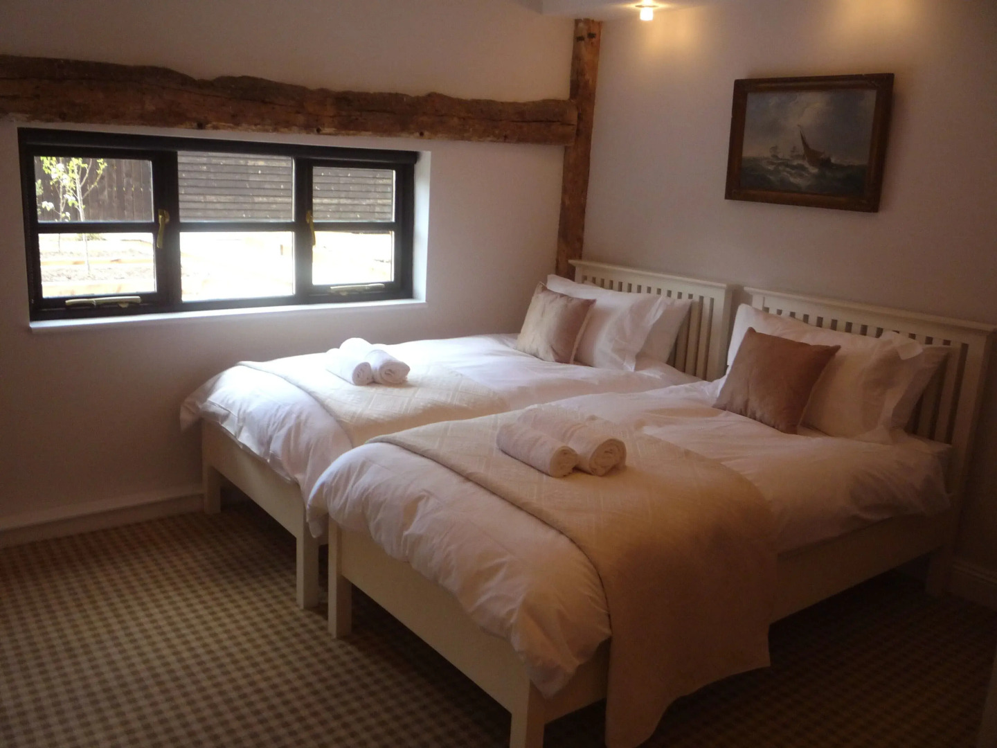 Creeksea Place Barns