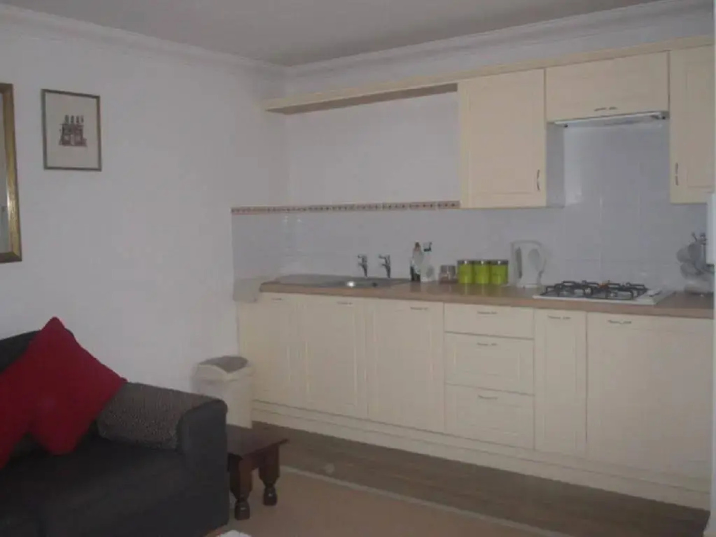 Hill House Guest House