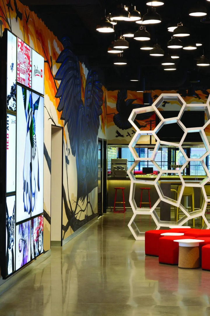 Radisson RED Minneapolis Downtown