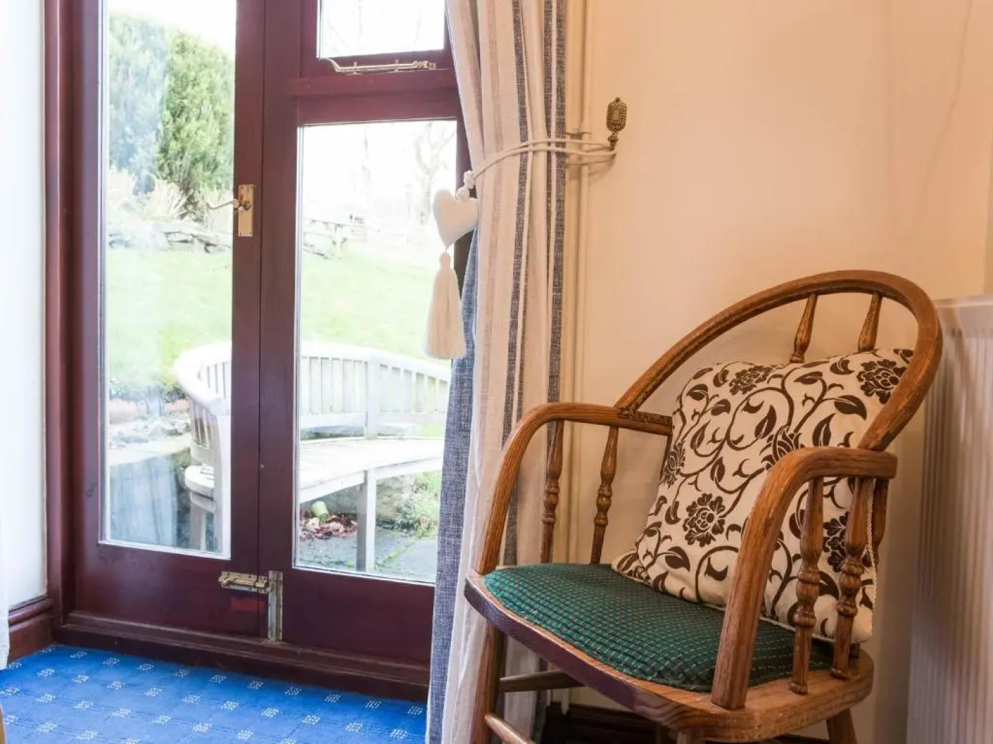 OYO Ye Olde Bowling Green Inn