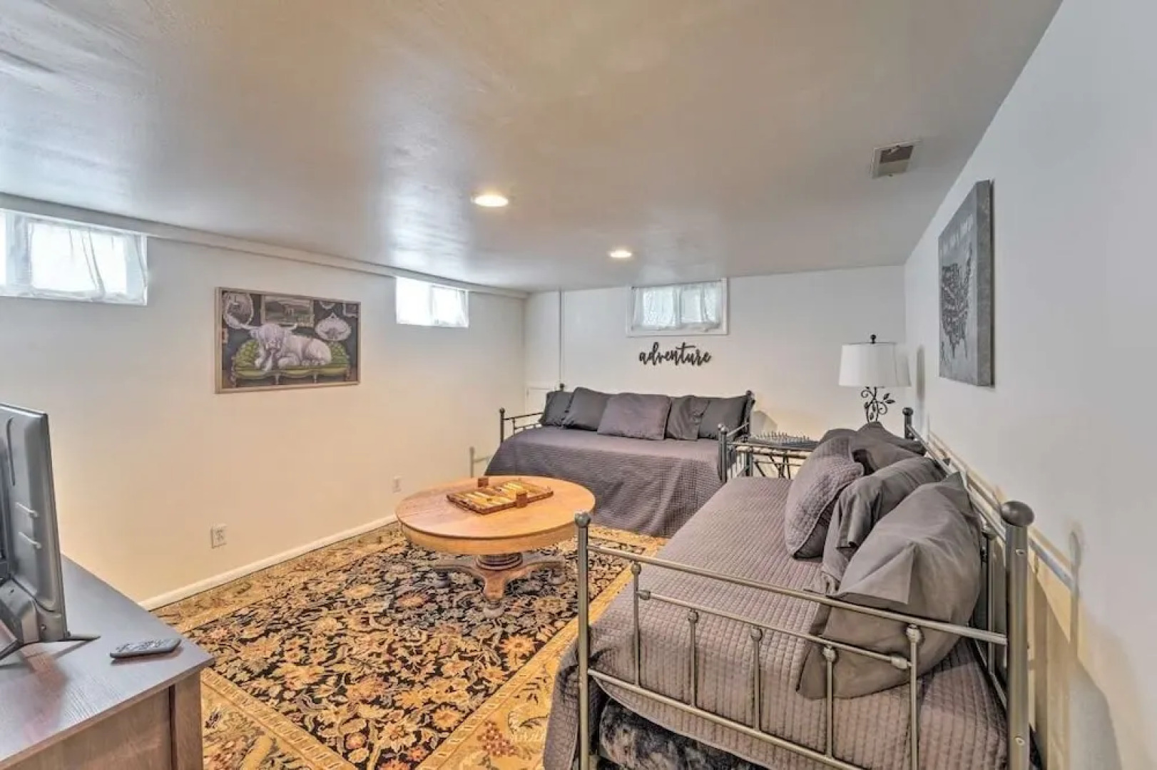 Charming Idaho Home 3 Bedroom Cottage by RedAwning