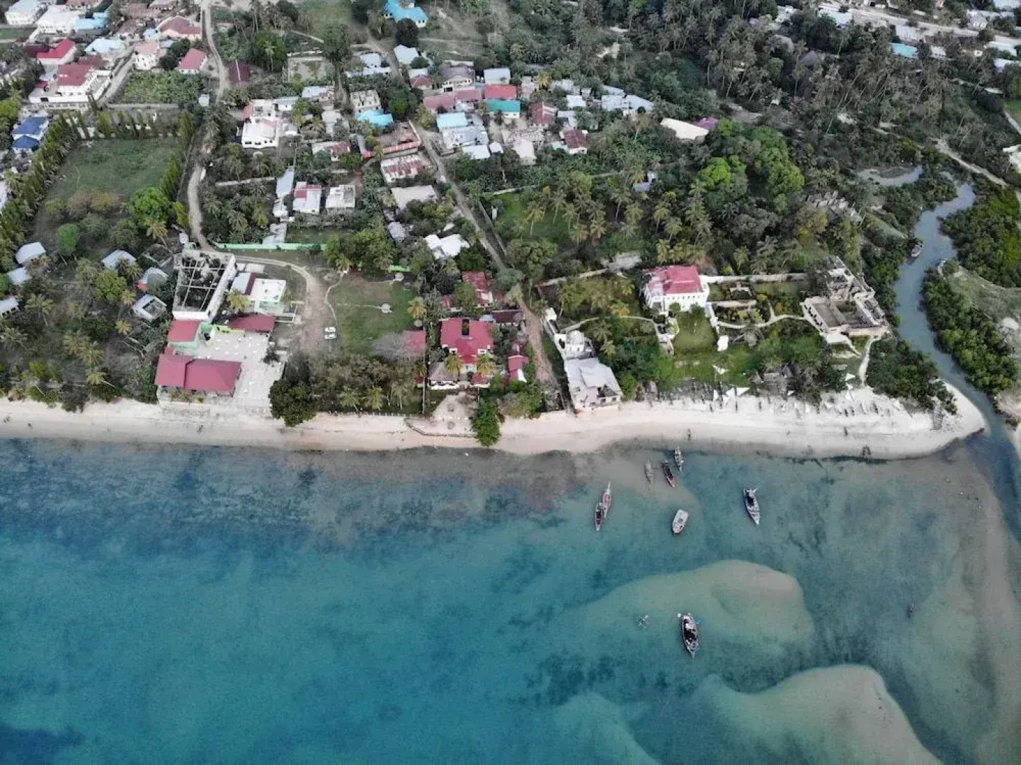 Imani Beach Villa Resort