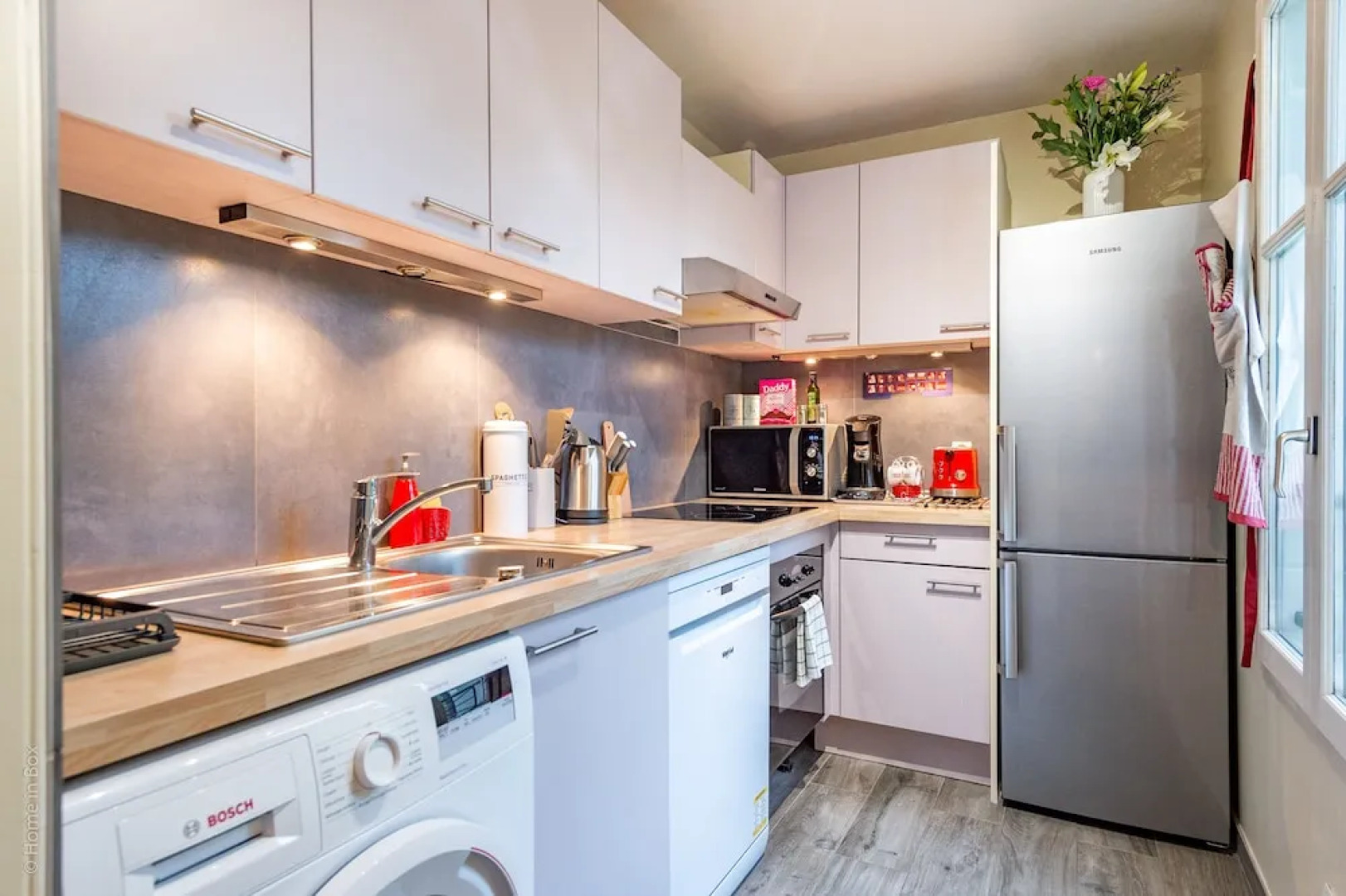 Panda Suite - Fairytale Factory