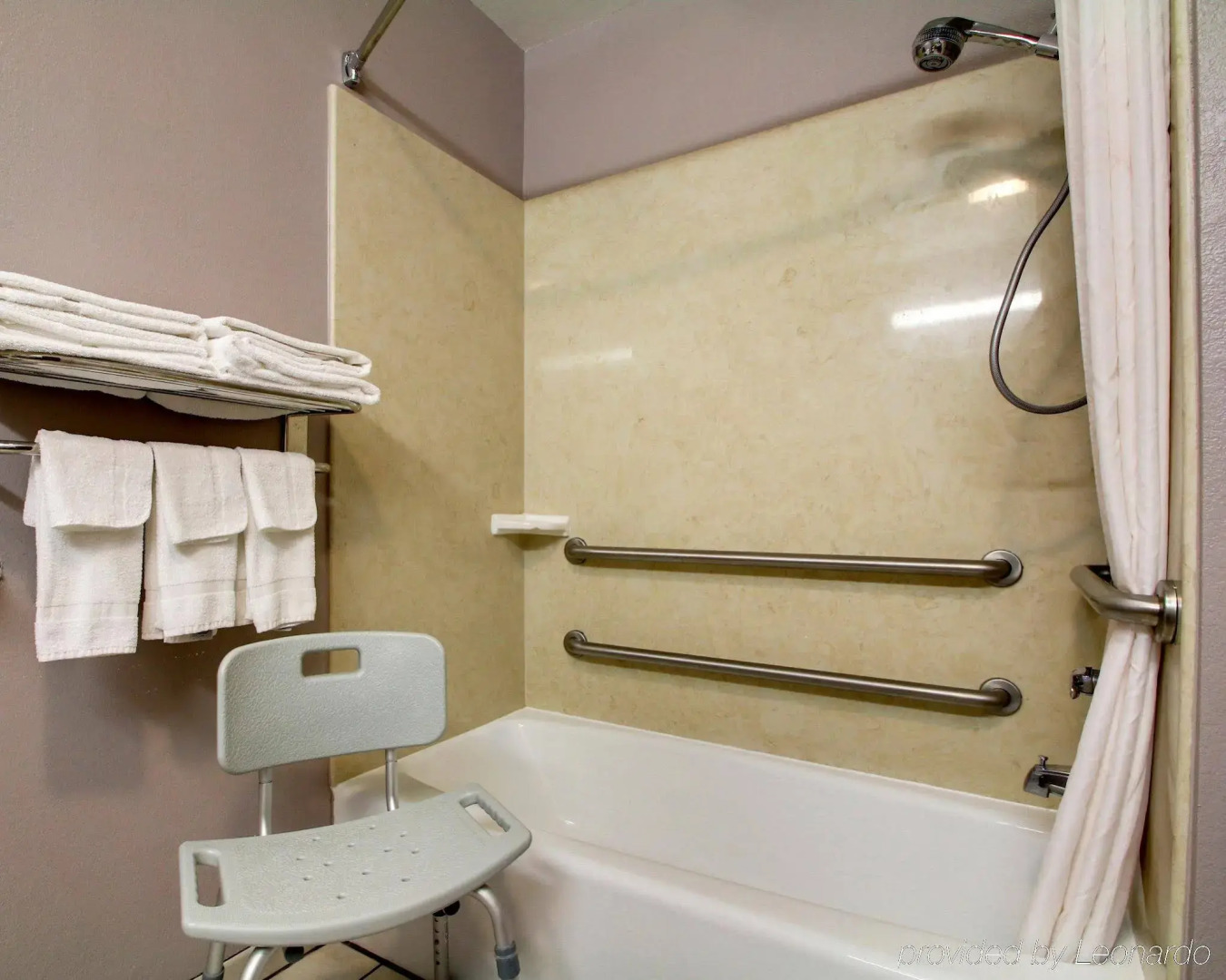 Days Inn By Wyndham Jackson Downtown