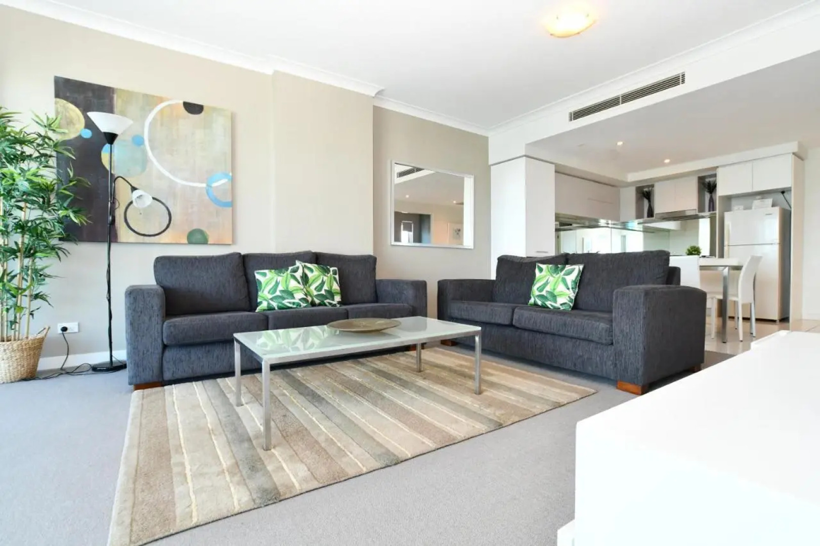 Silvershore Apartments on the Broadwater