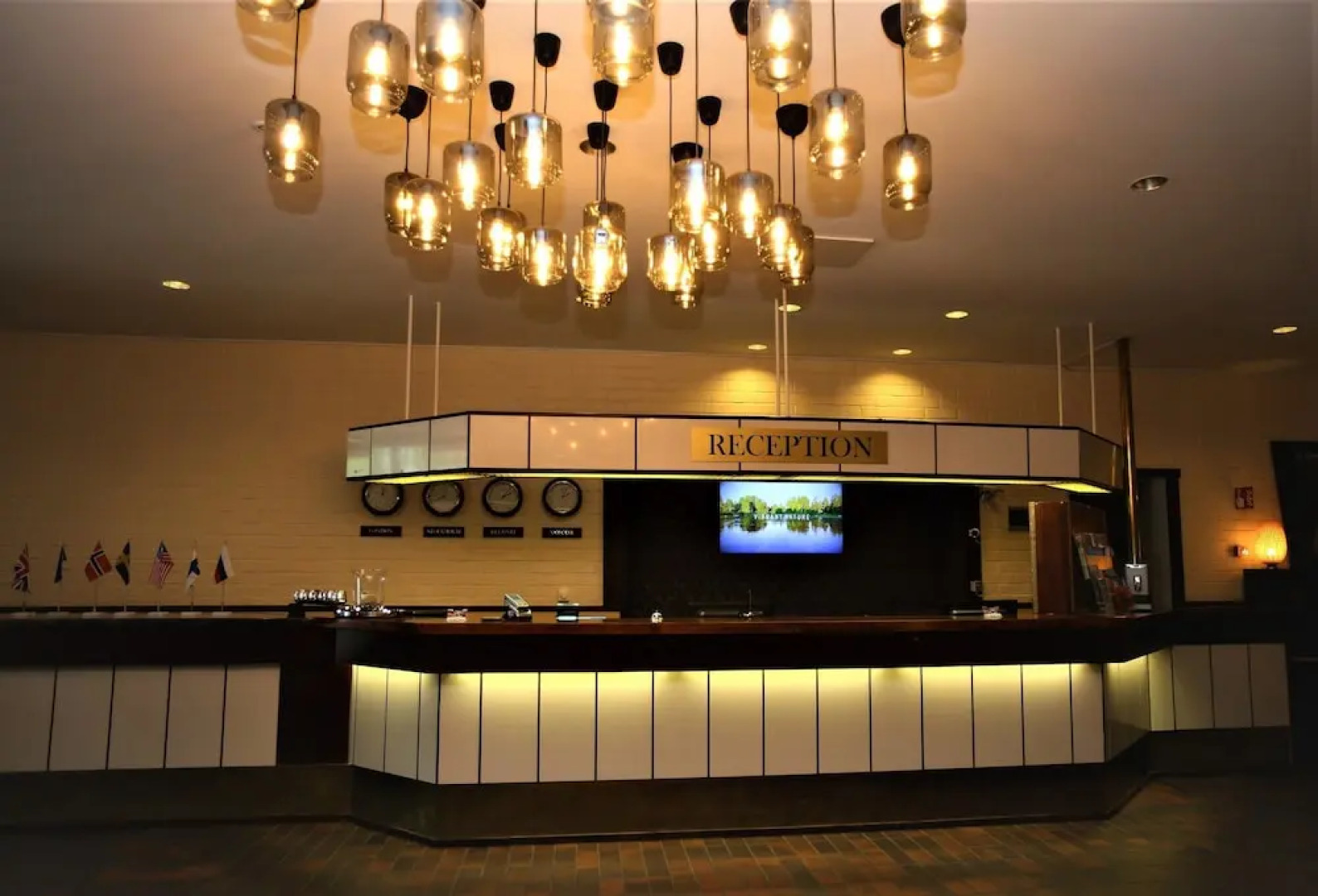 Leikari Seal La Vie Bungalows