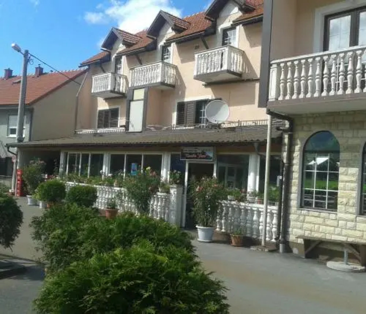 Bed and Breakfast KONOBA JURE