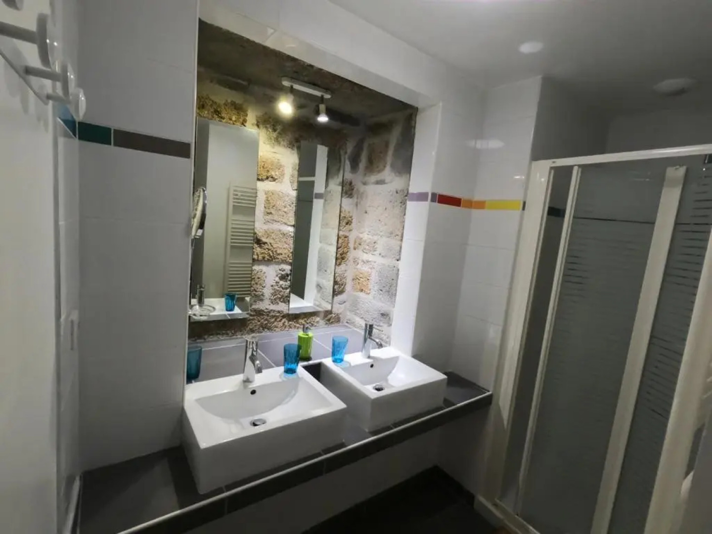 La Maison - Hotel & Gite