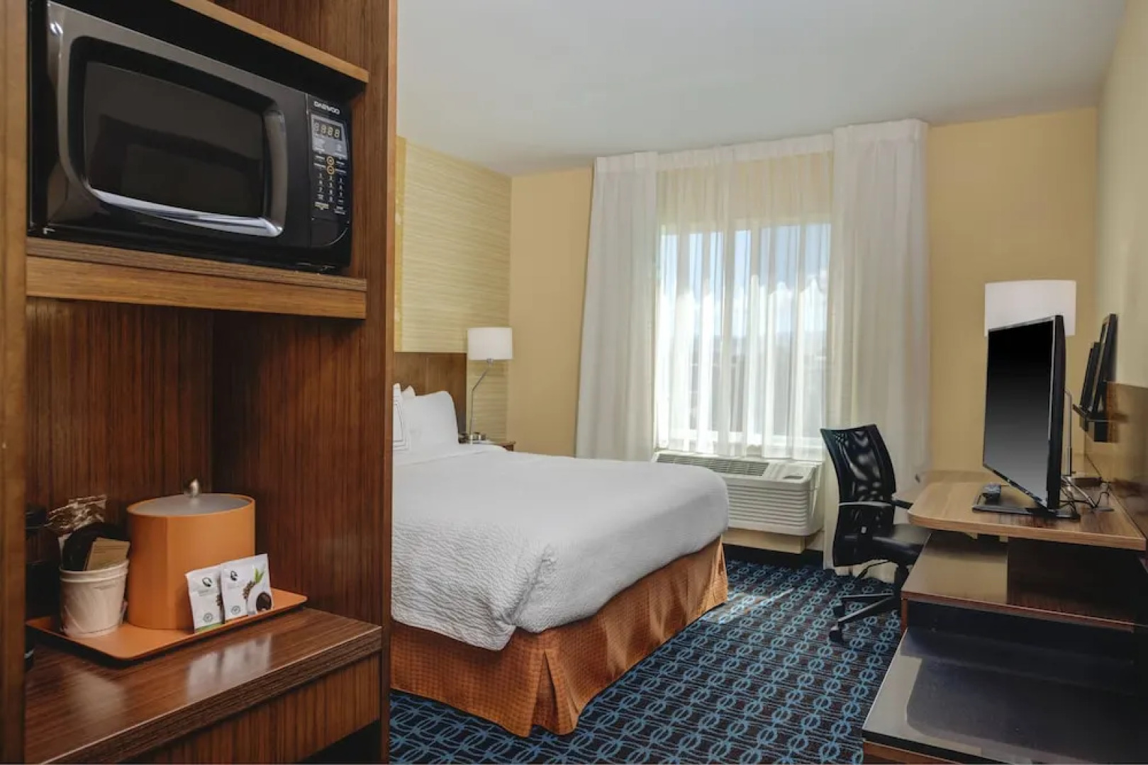 Fairfield Inn & Suites Hollister