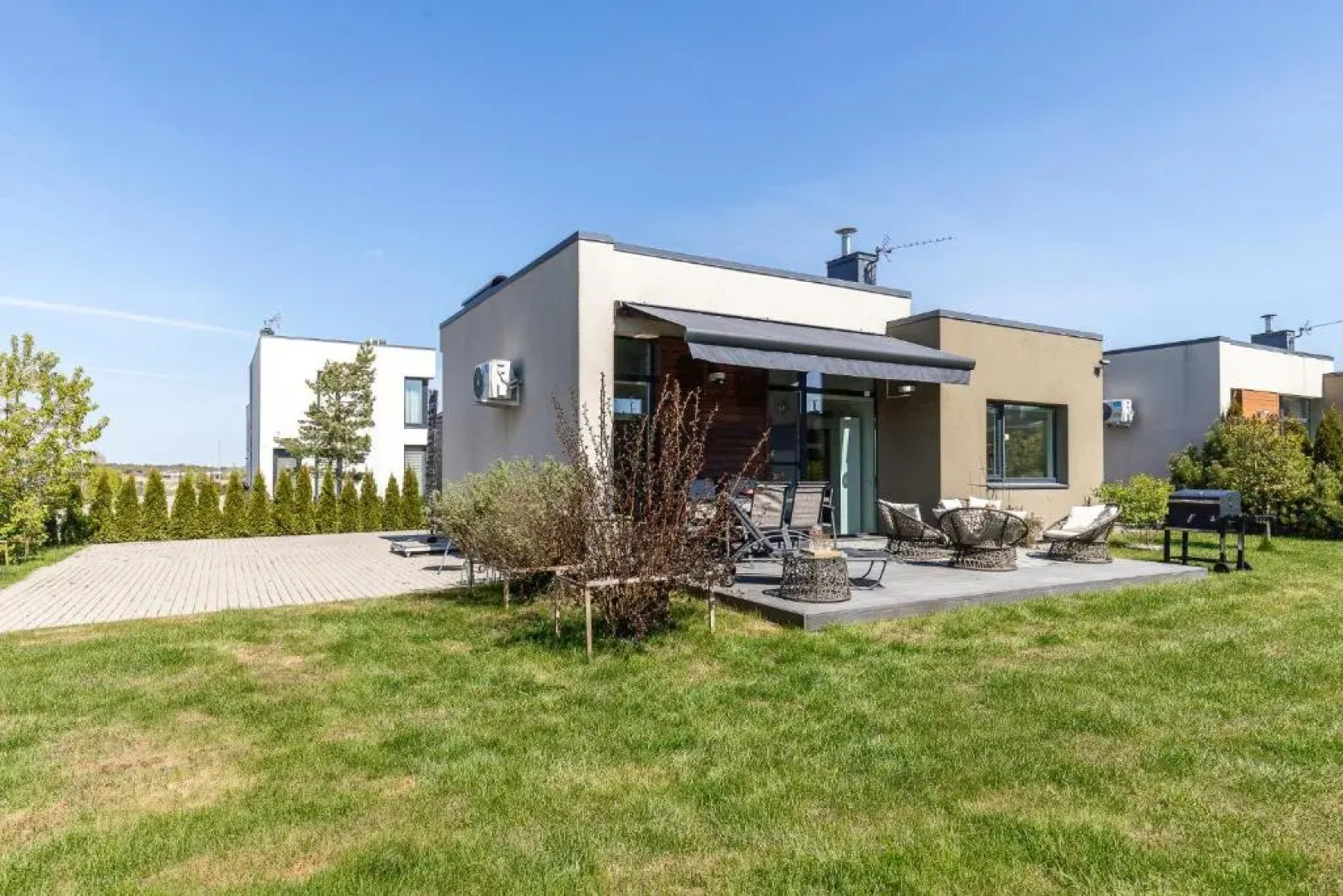 SEA GARDEN house, Kunigiškiai