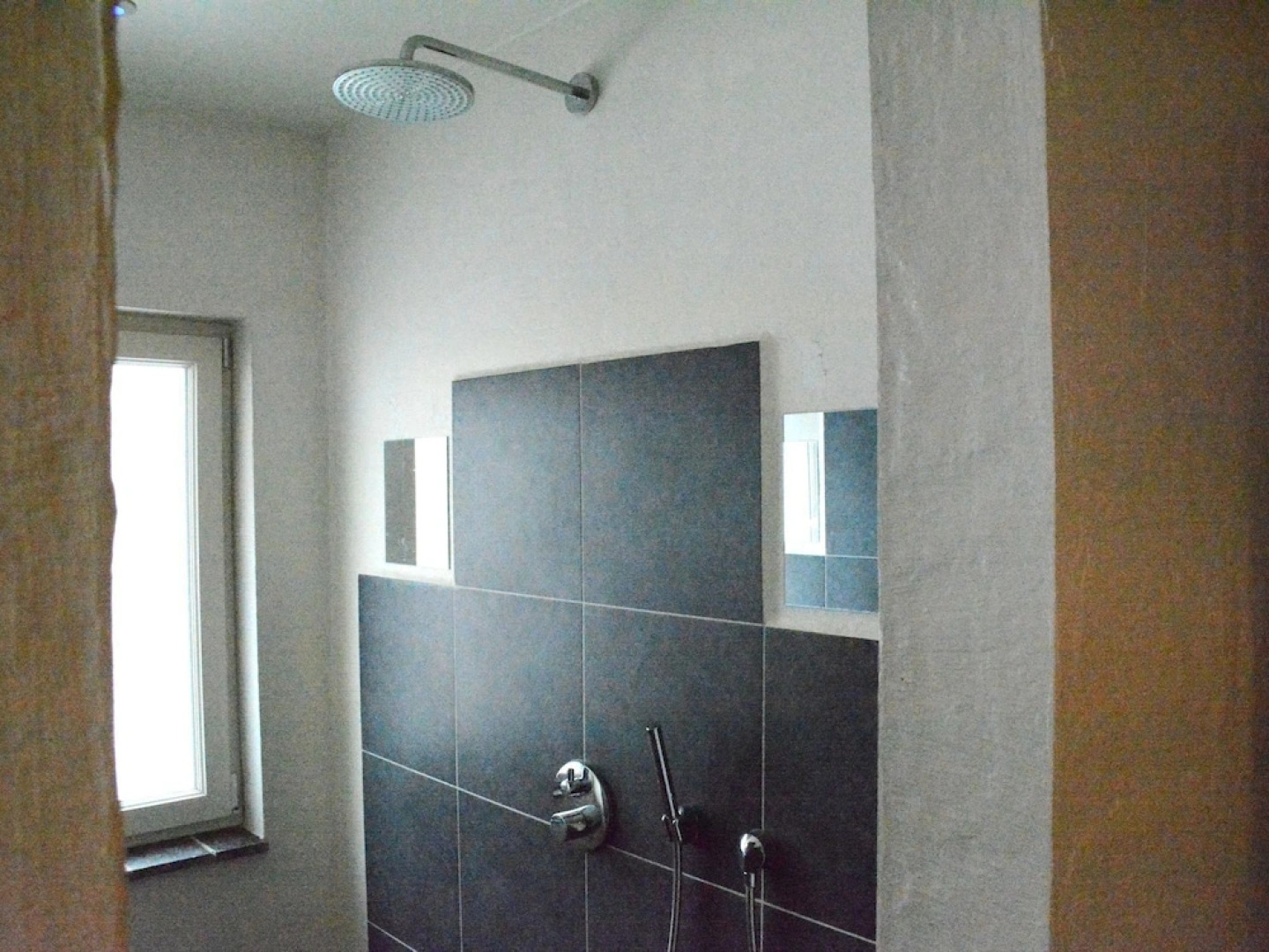 Cozy Holiday Home in Bièvre with Hot Tub