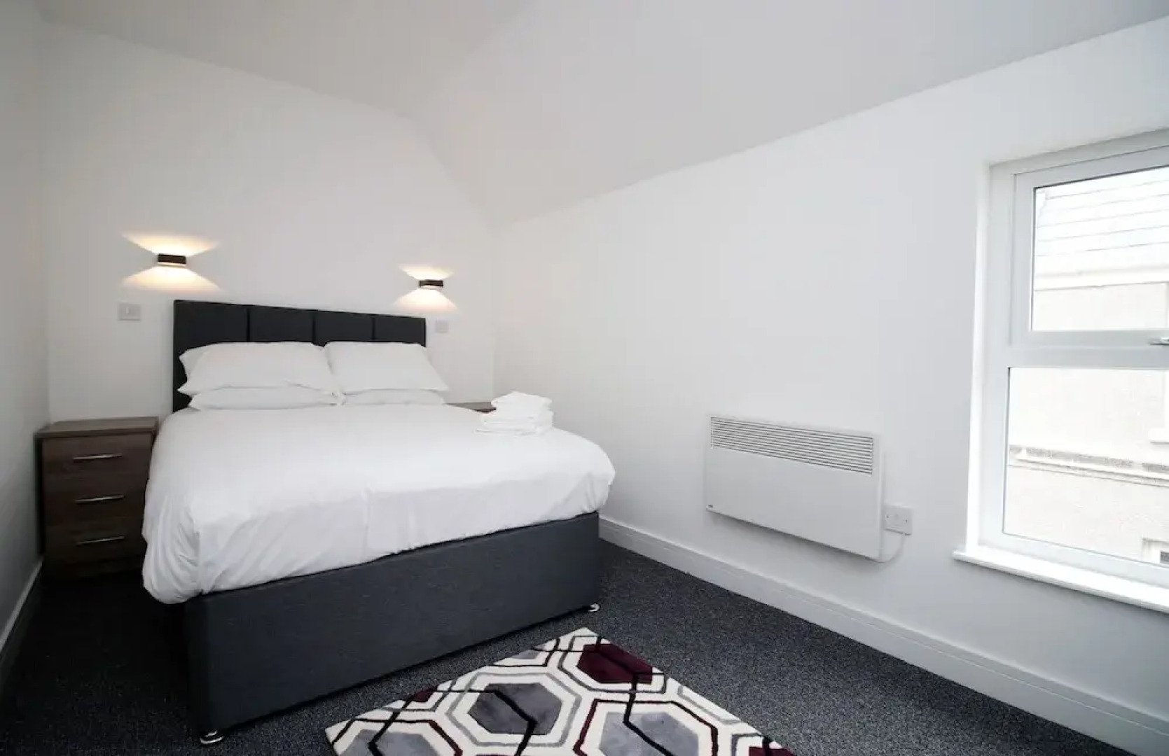 Stay Central - Heritage 24