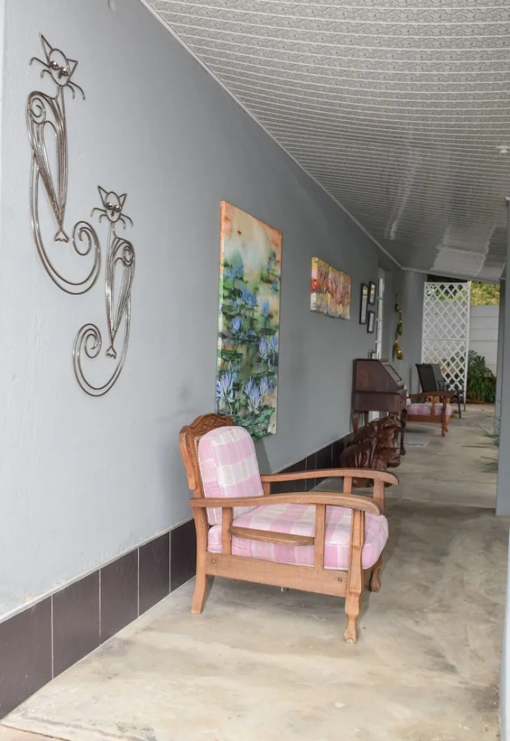 Gordons on 125 First Street