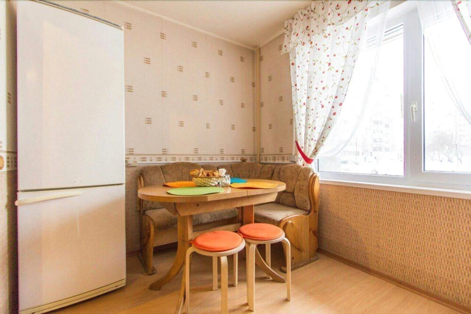 Жилое помещение Красный Диван