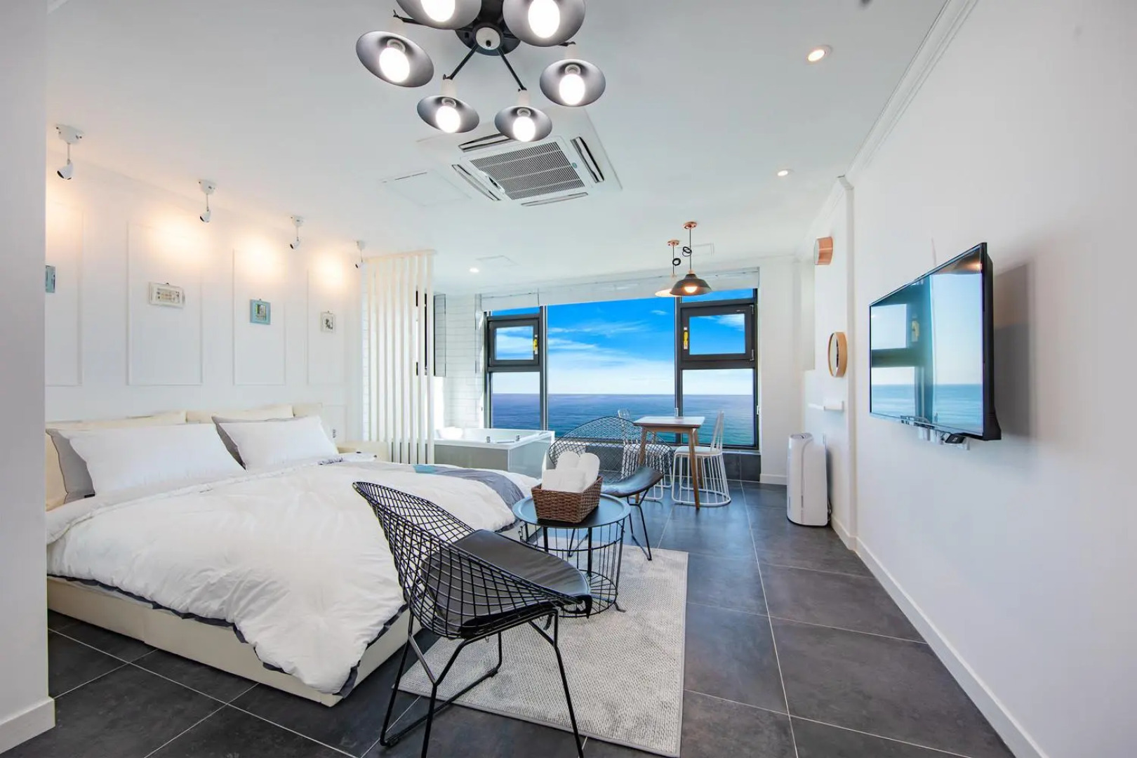 Samcheok Laon Spa Pension