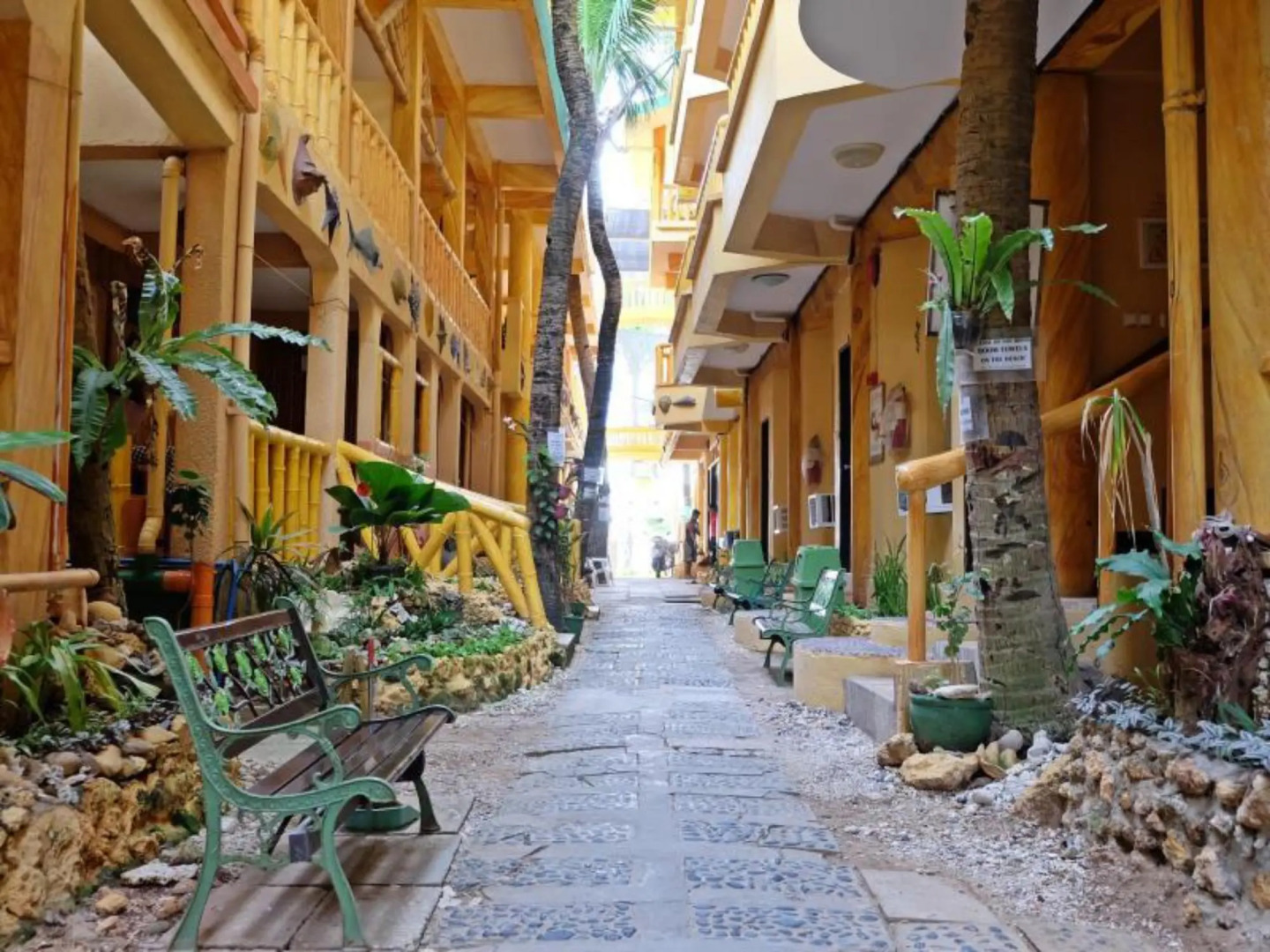 La Isla Bonita Resort and Spa