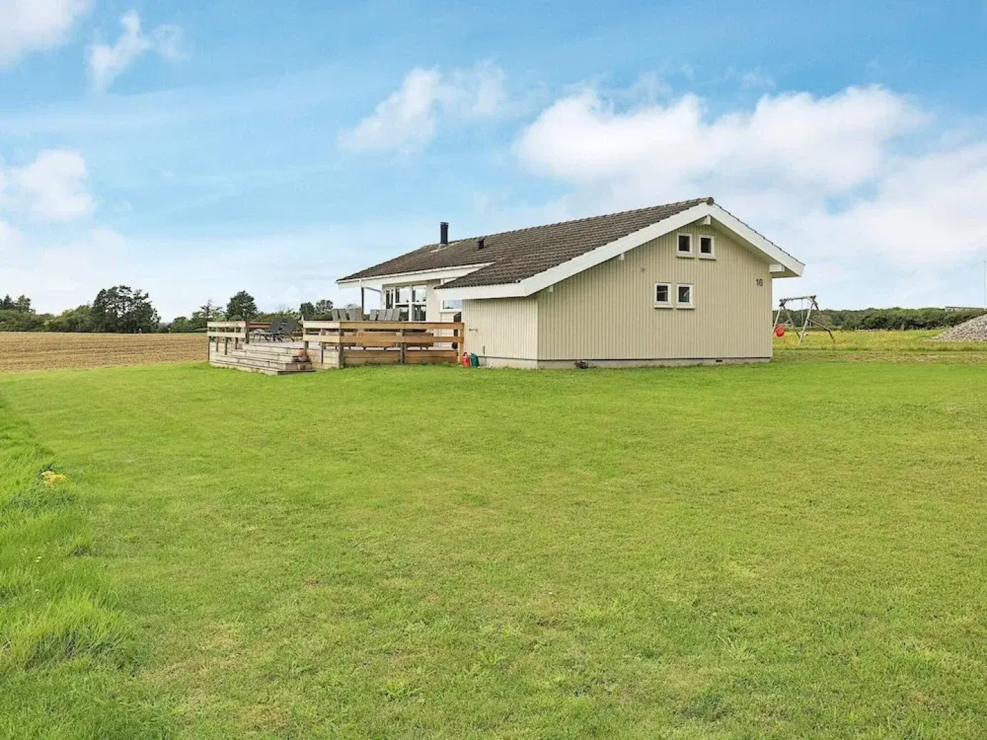 9 Person Holiday Home in Millinge-by Traum