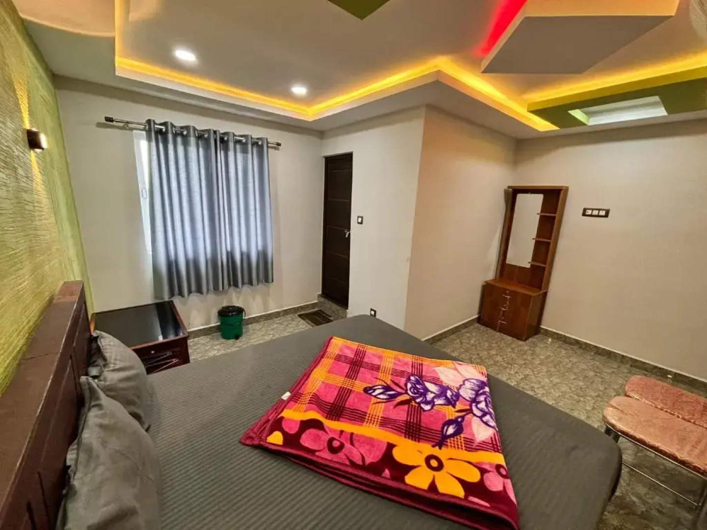 Mountainmist Residency