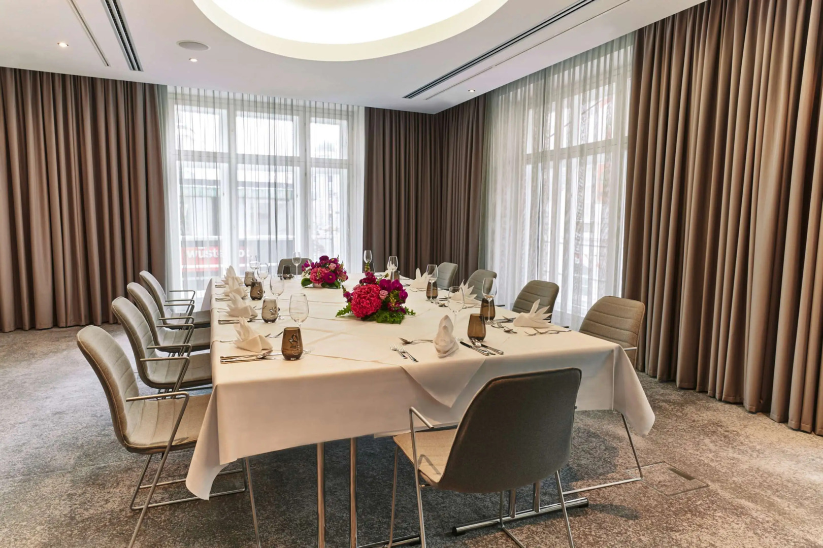 Steigenberger Hotel Herrenhof