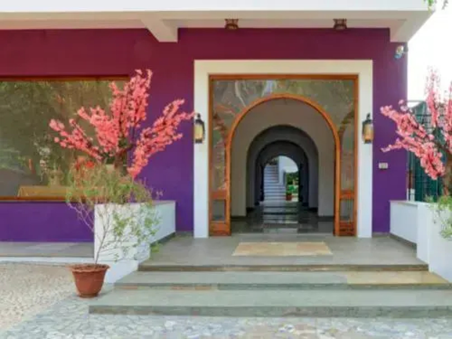 The Tea Road Restaurants & Hotel