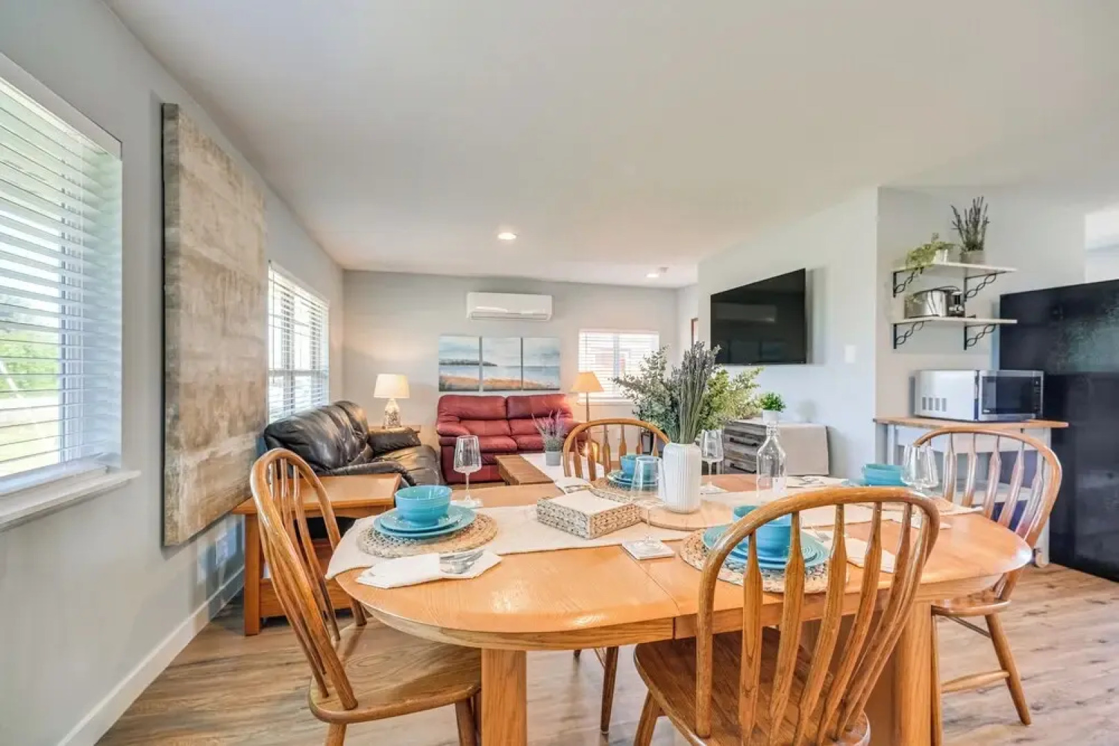 Pet-friendly Moclips Home: Walk to Mocrocks Beach!