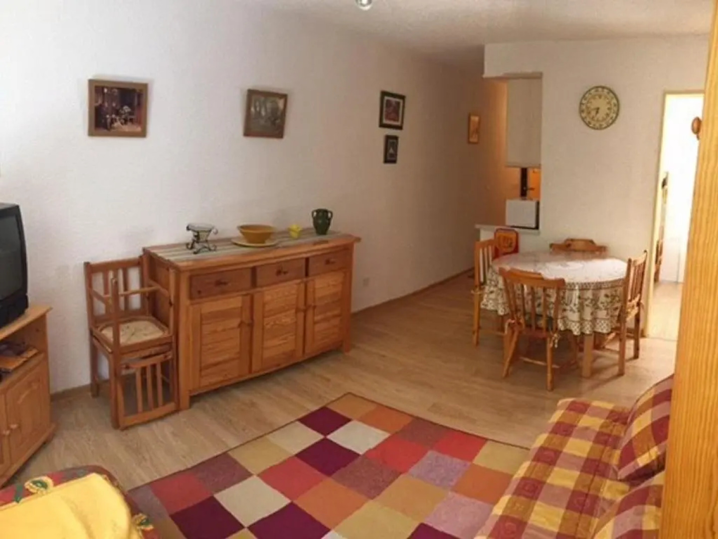 Appartement Enchastrayes, 1 pièce, 4 personnes - FR-1-165A-31
