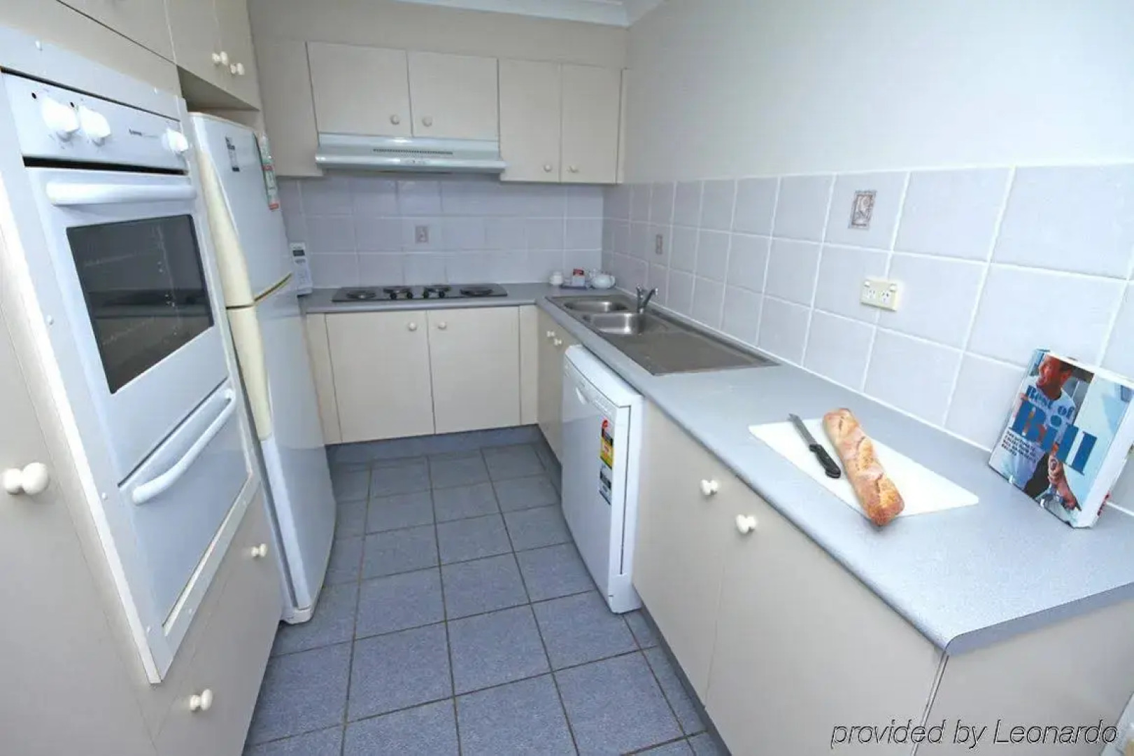 San Simeon Apartments