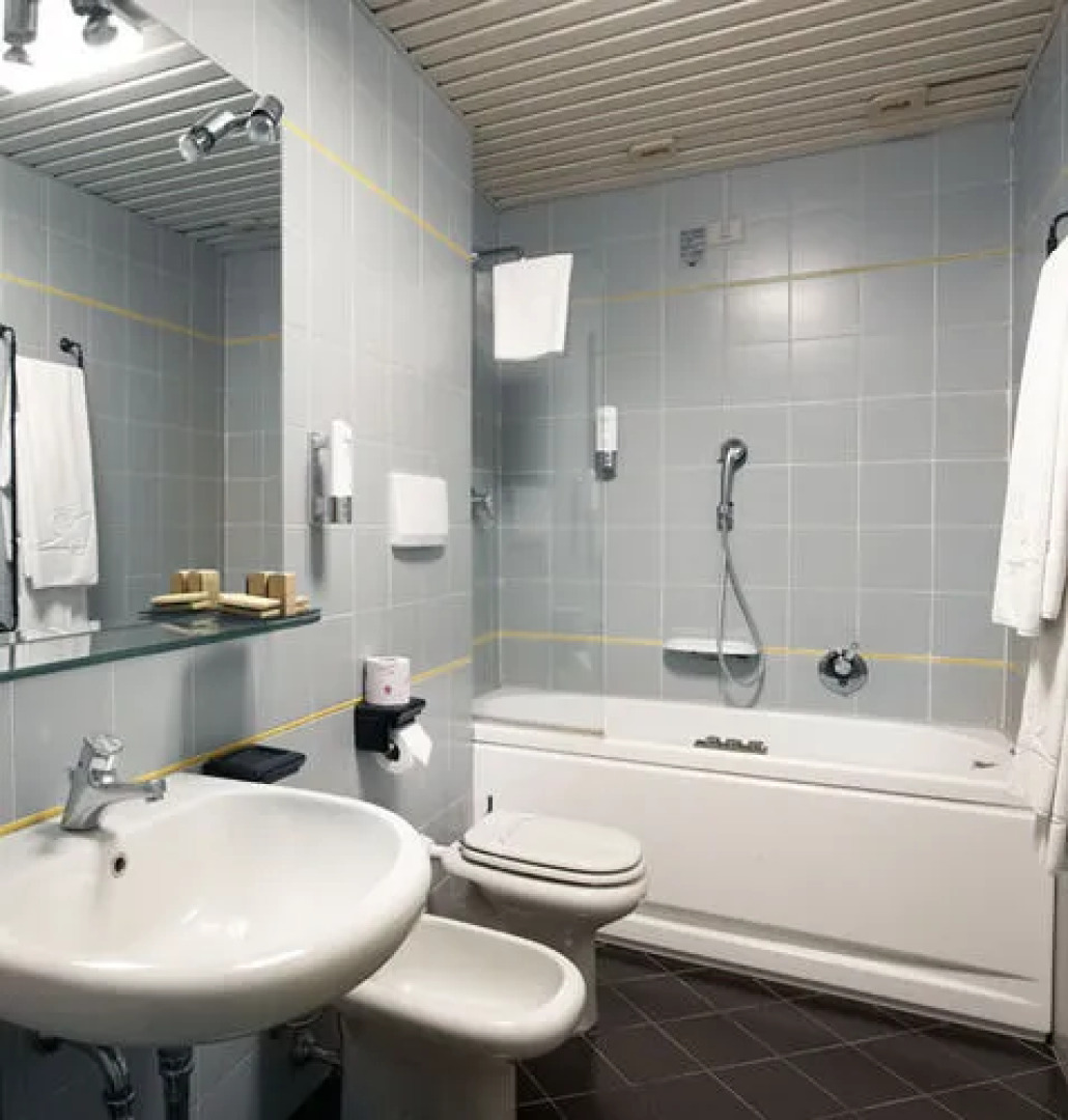 Pacific Hotel Airport