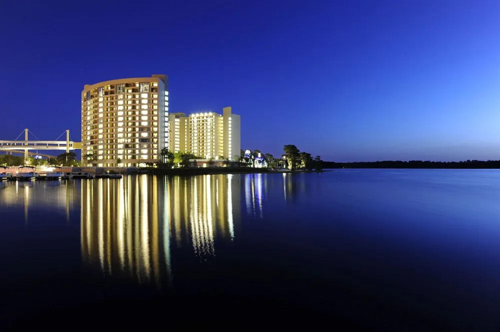 Bay Lake Tower At Disney's Contemporary Resort  