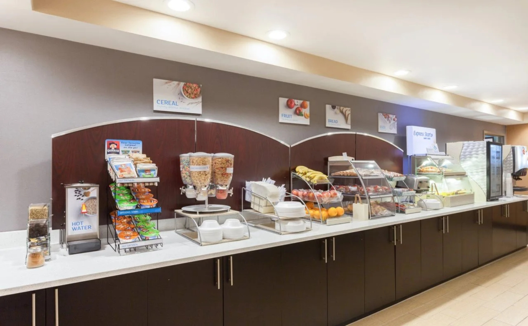 Holiday Inn Express Hotel & Suites Mebane by IHG