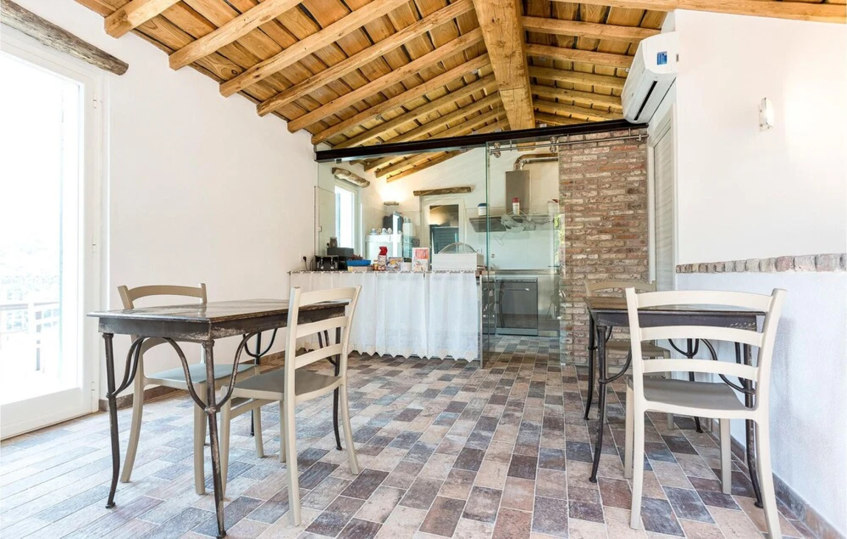 Awesome Home in Recco With Outdoor Swimming Pool, Wifi and 6 Bedrooms