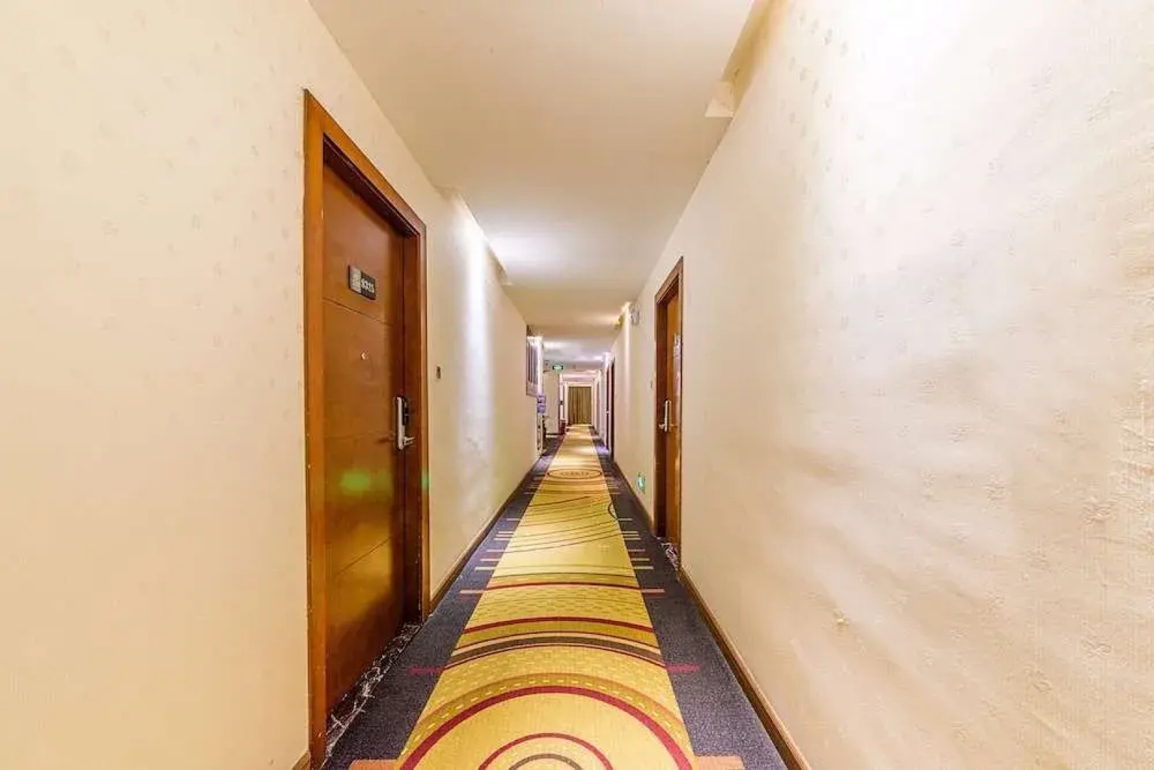 Kaiserdom Hotel Guangzhou Airport