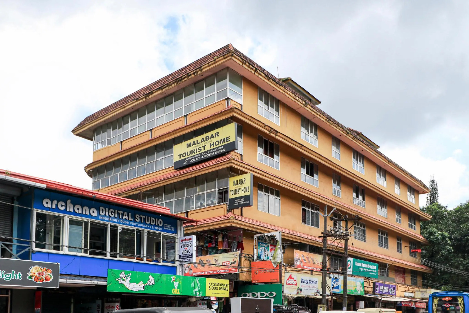 SPOT ON 60610 Malabar Tourist Home