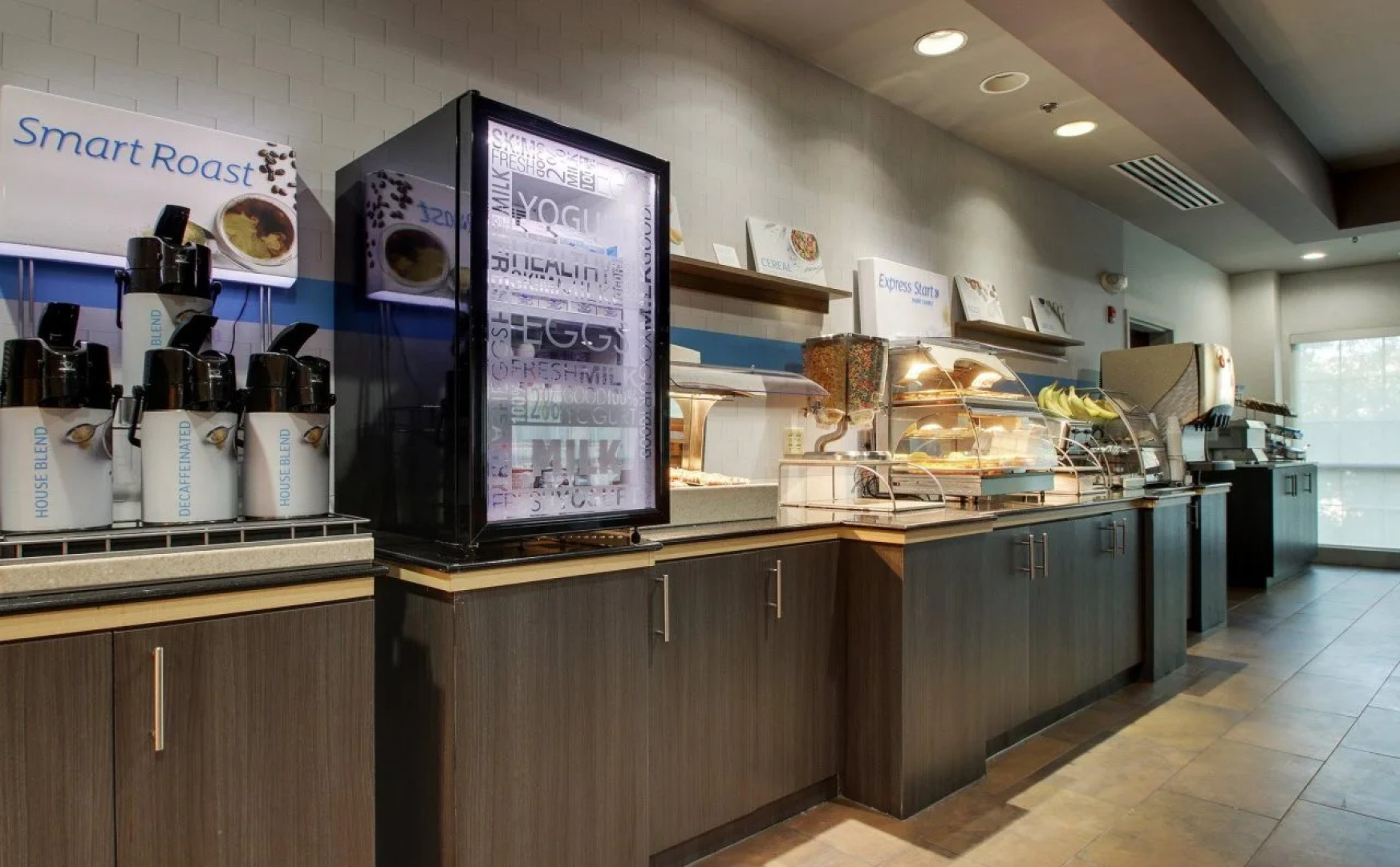 Holiday Inn Express Hotel & Suites Middleboro Raynham by IHG