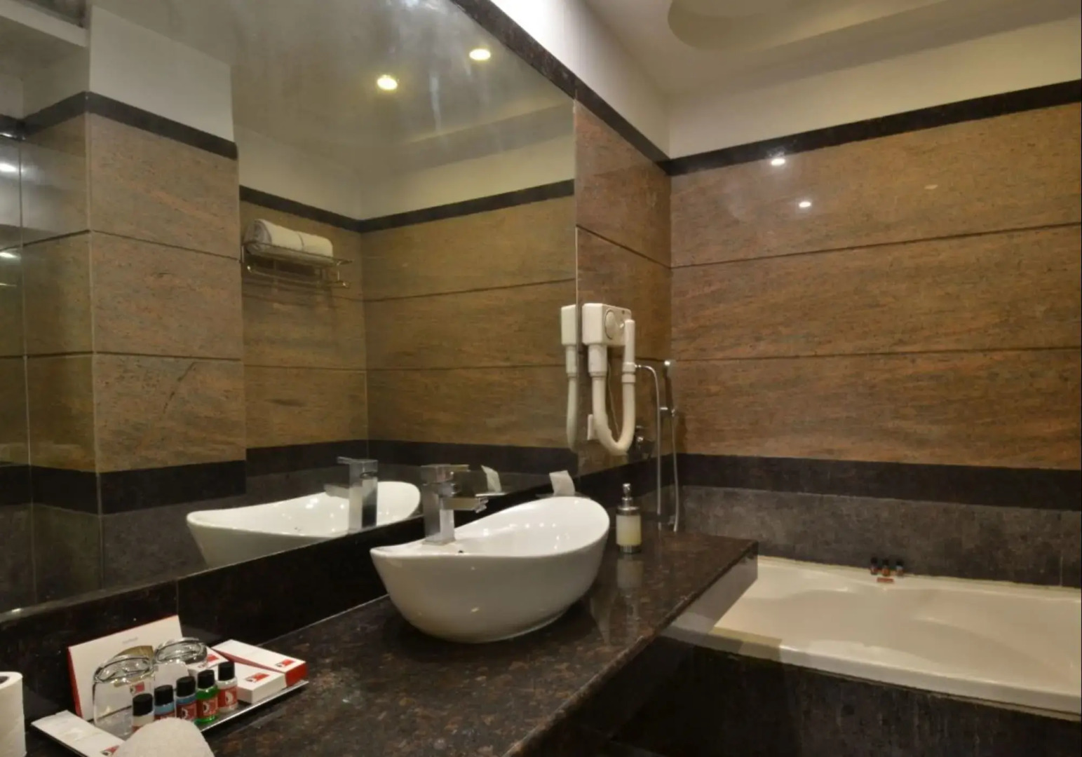 HK Clarks Inn Amritsar