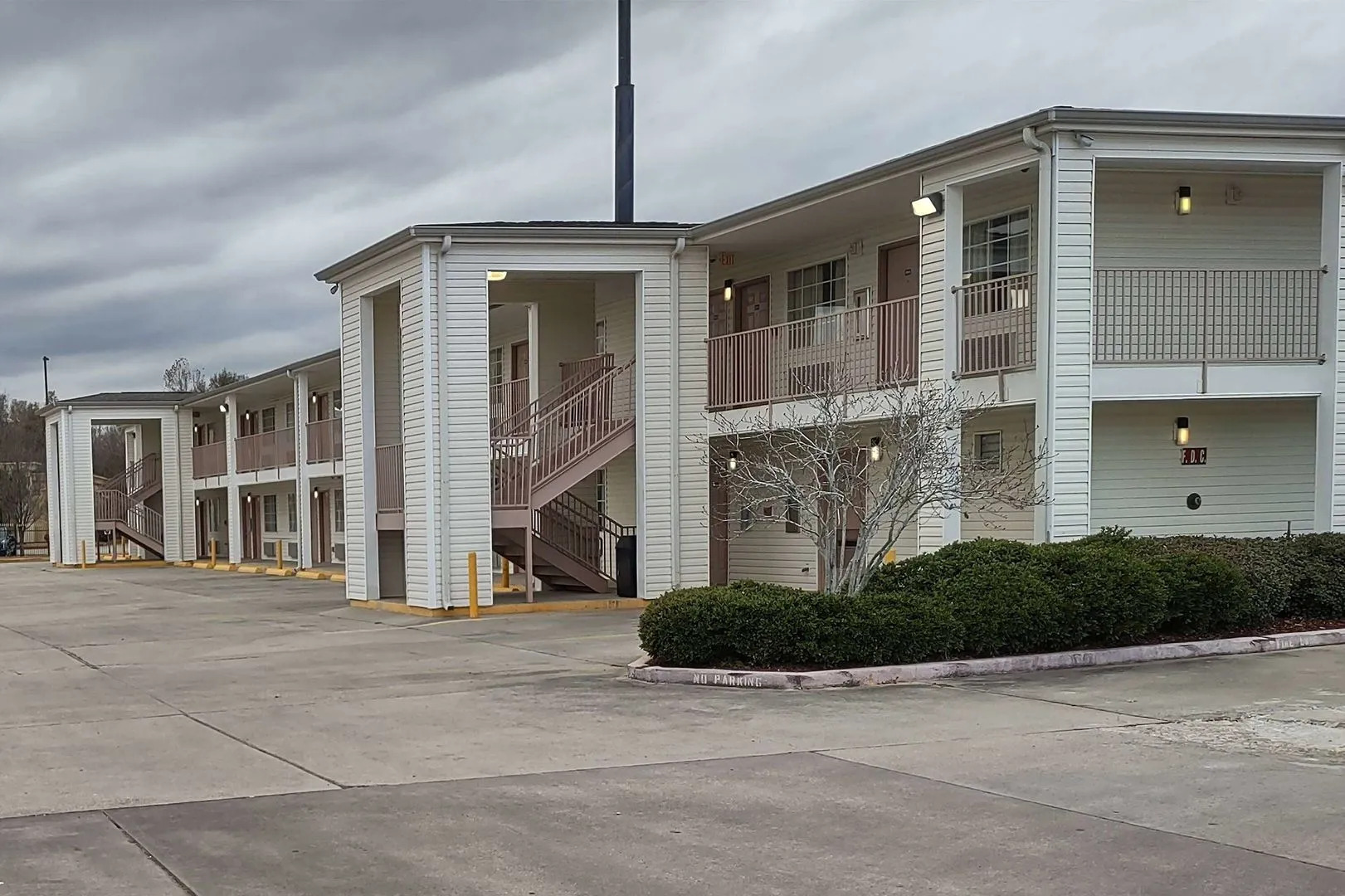 Carom Inn A Travelodge By Wyndham Denham Springs